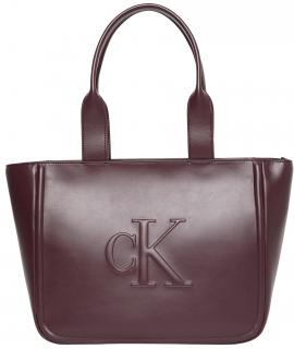 geräumige Shoppertasche Calvin Klein Raised bordeaux Initialen herbstlich Medium