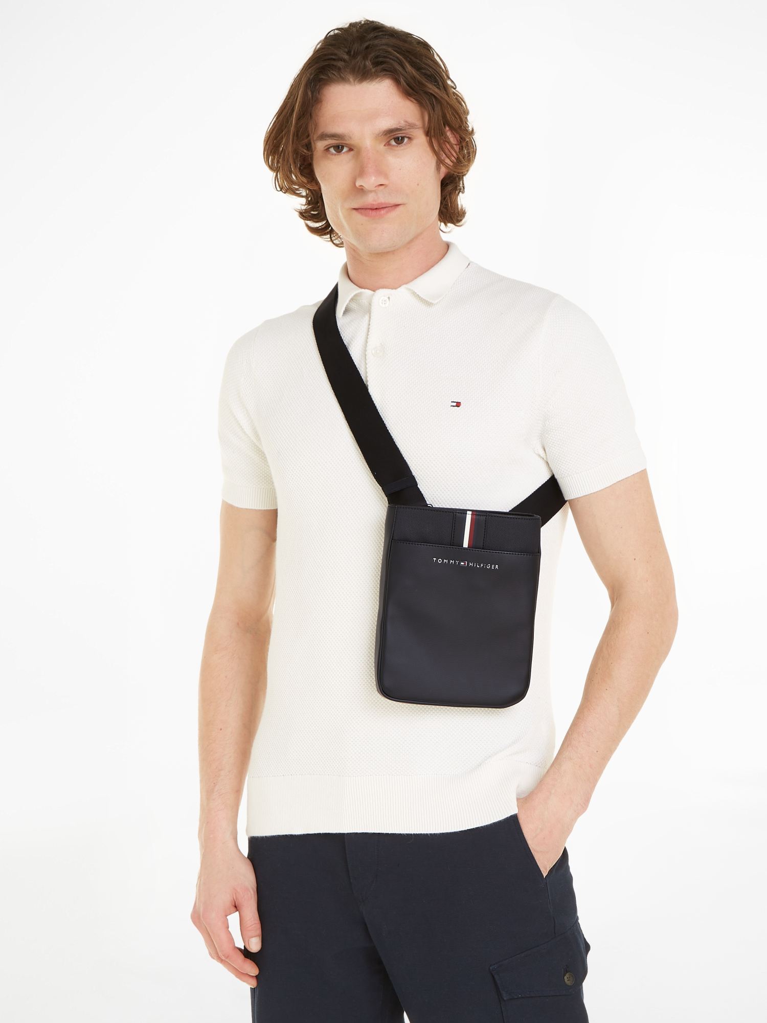 Tommy hilfiger tasche breiter gurt Clearance