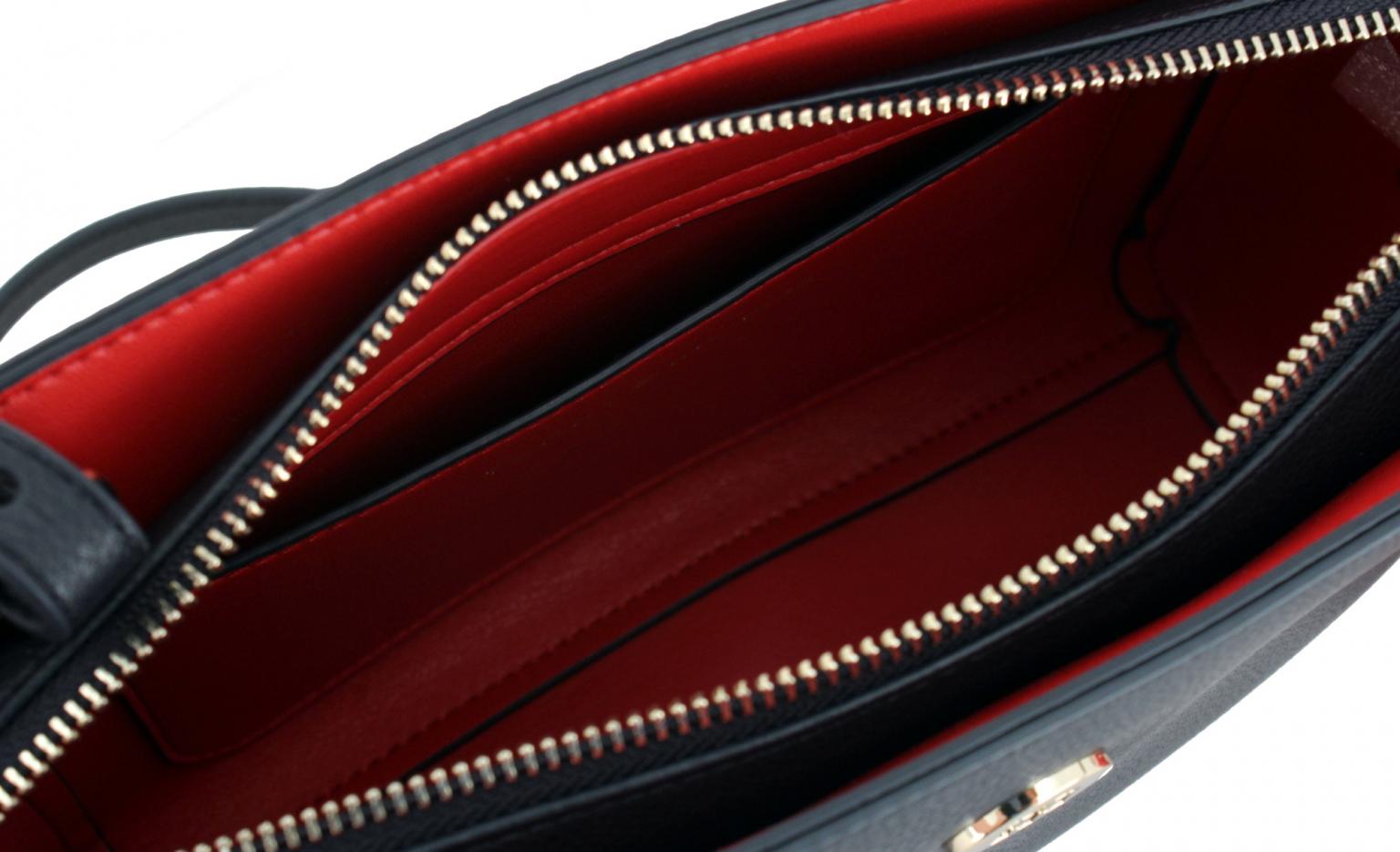 Tommy Hilfiger Charming Crossbody Bag dunkelblau Navy Bags & more