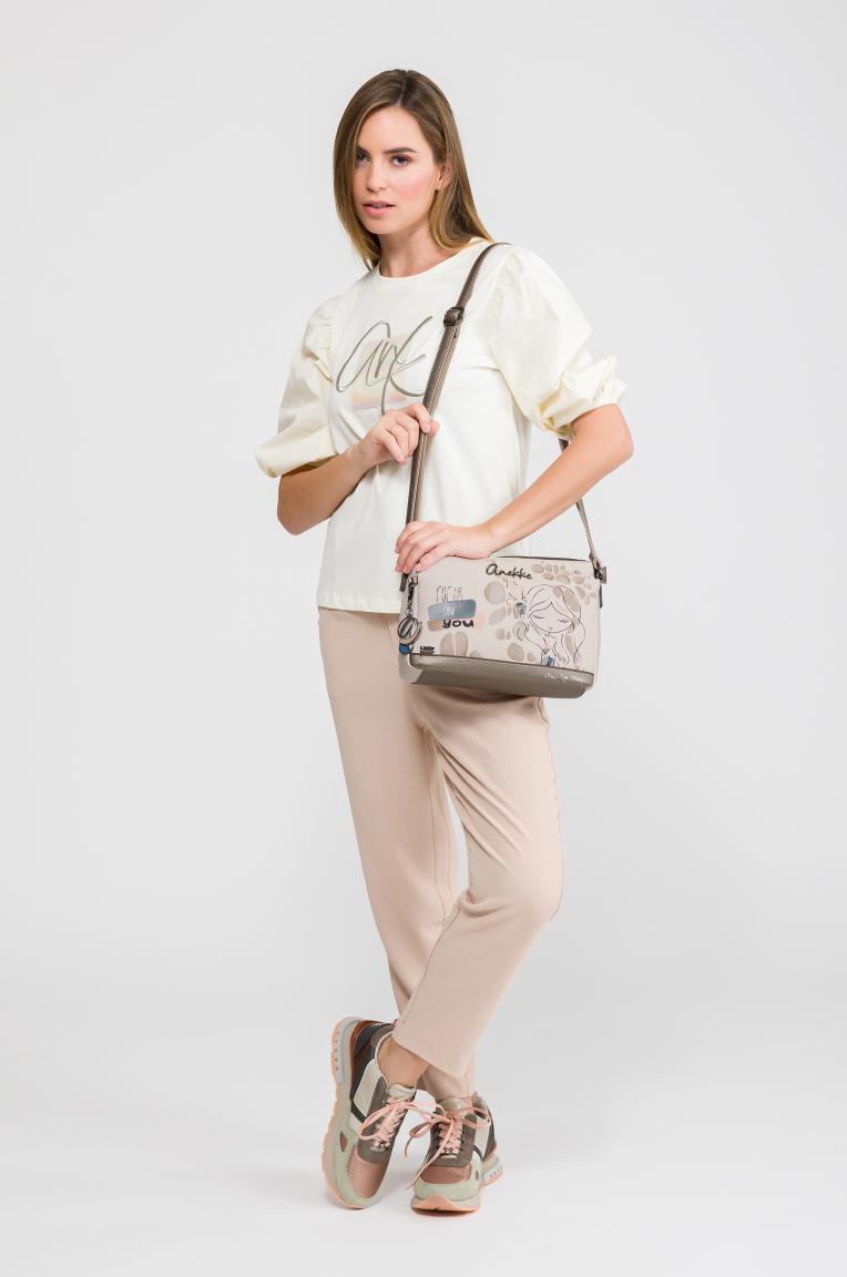 Anekke Damentasche beige Muse Olympia metallic Fackel Ziernieten