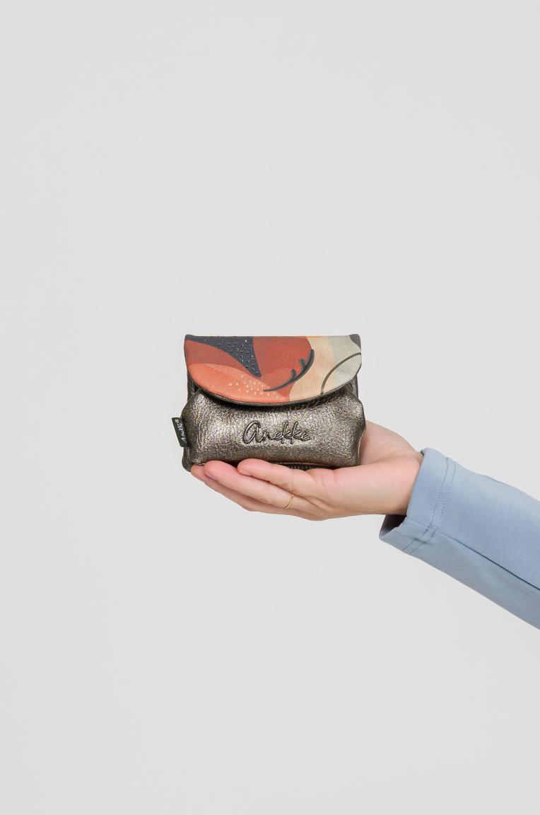 Anekke Kisslockbörse rot Glitzersteine Muse metallic Eikon Überschlag