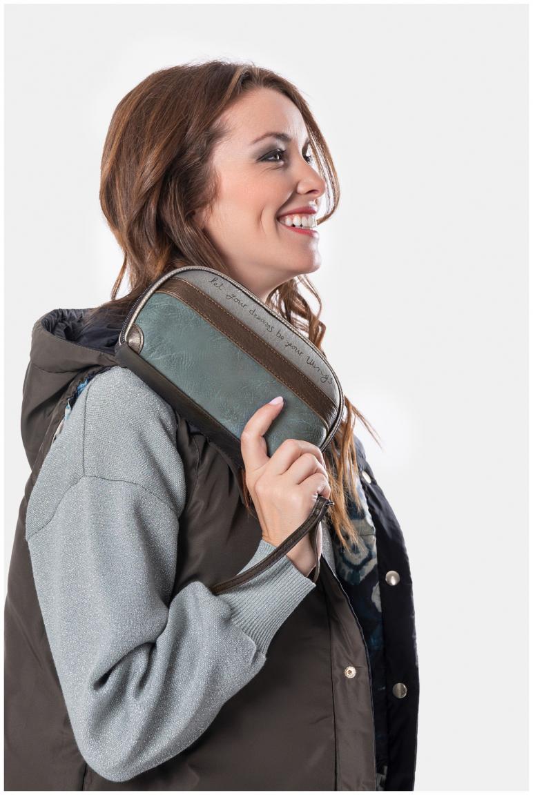 Anekke Organizer Handschlaufe beige Real samtig Manifesto Stärke
