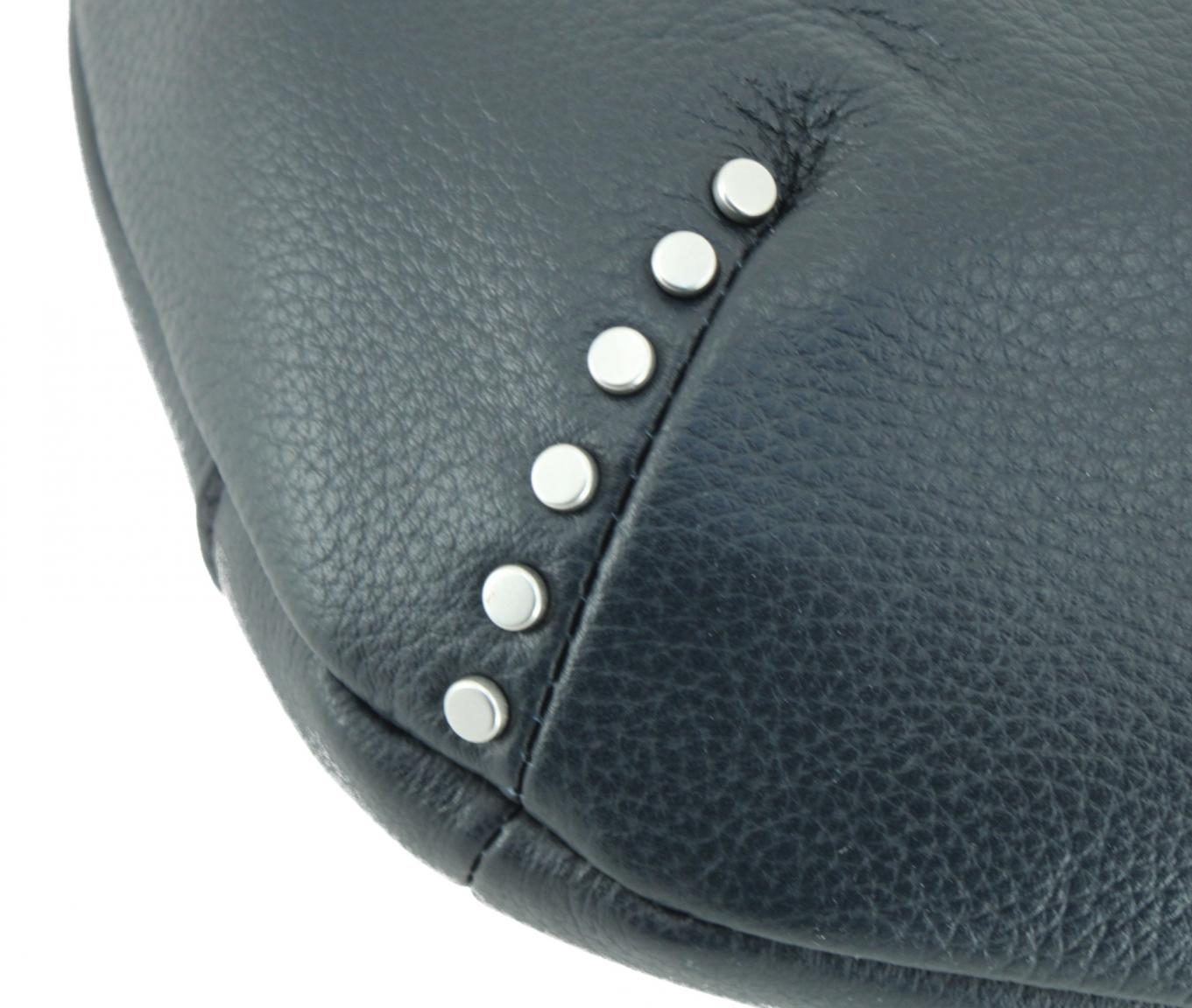 Beuteltasche Marc OPolo Nila Burgundy Velours Ziernieten