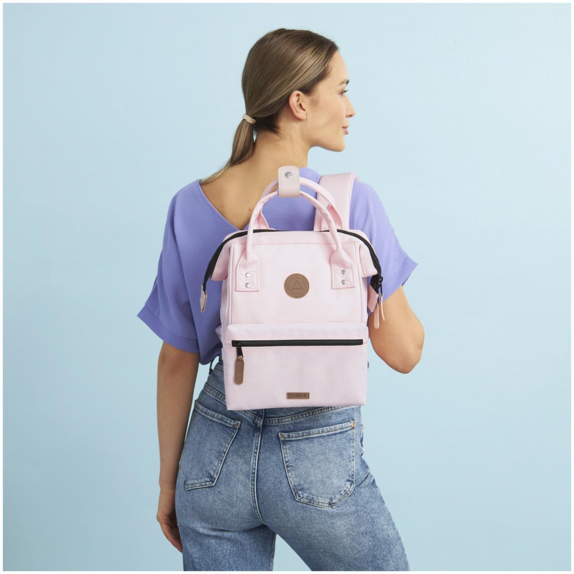 Cabai Adventurer Small Hanoi Mädchenrucksack hellrosa