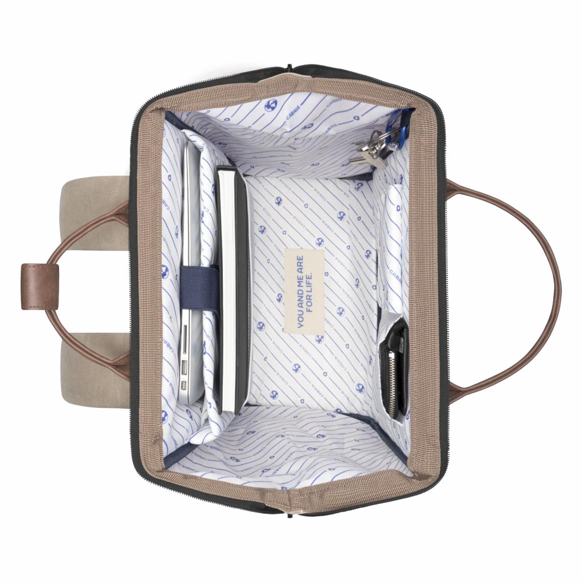 Cabaia Herrenrucksack nostalgisch Adventurer Large Rabat Camel