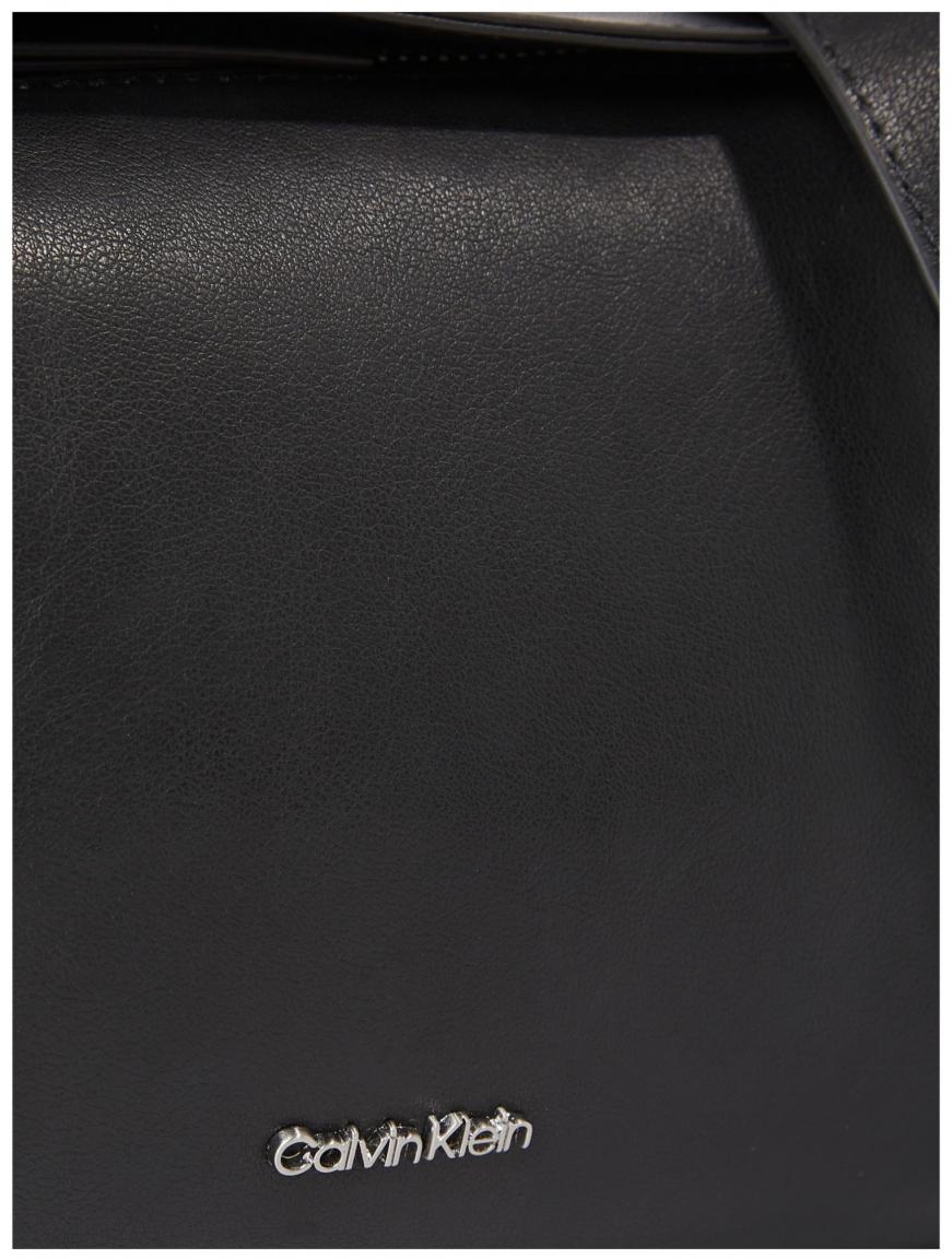 Calvin Klein Gracie Mini Crossbody Umhängetasche schwarz Prägung