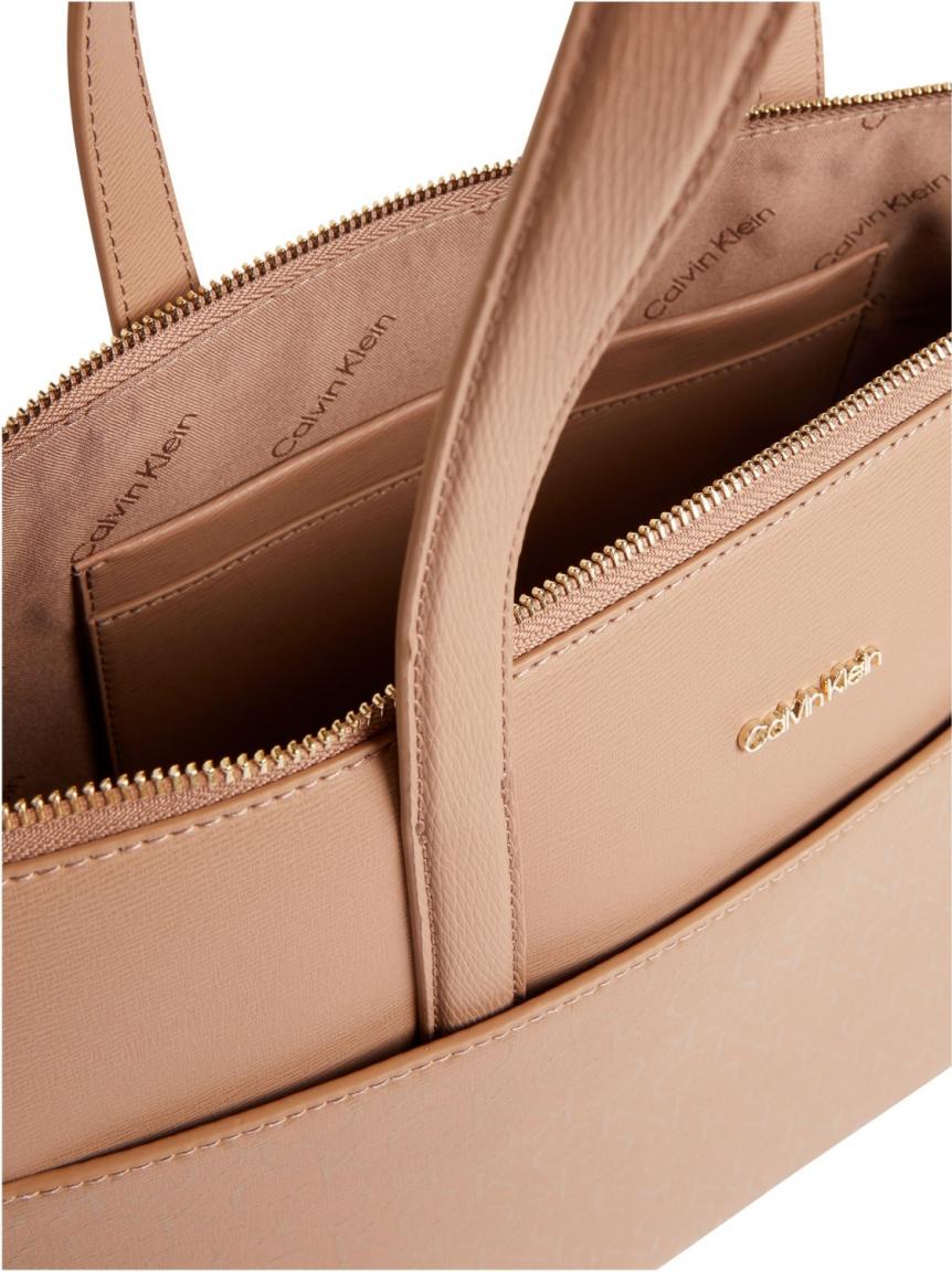 Calvin Klein Henkeltasche CK Must Shopper Monogrammprägung hellbeige