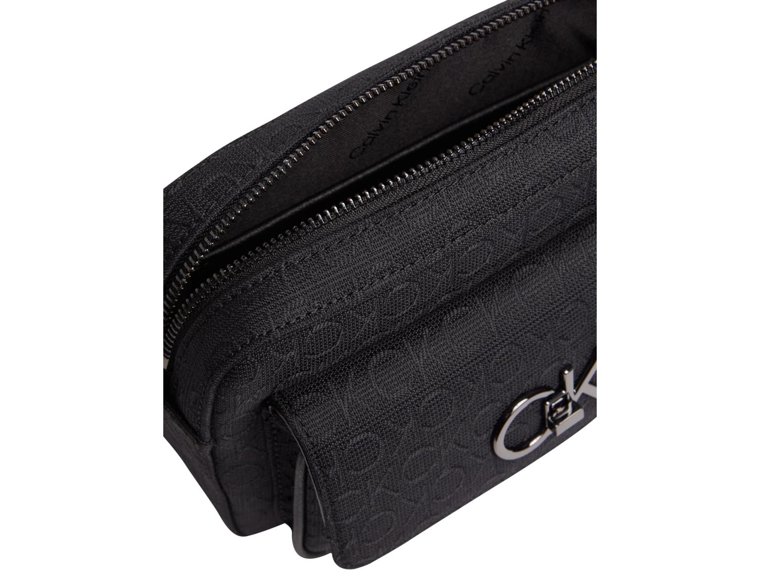 Calvin Klein Jacqard Crossovertasche Re-Lock Camera Bag schwarz