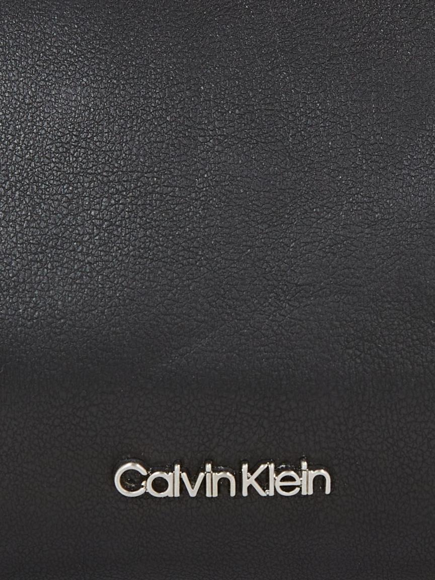 Calvin Klein Kurzgrifftasche Mini Elevated Soft Bag schwarz