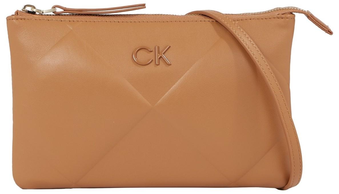 Calvin Klein Re-Lock Quilt Crossbody Pochette mit Kettenhenkel hellbraun