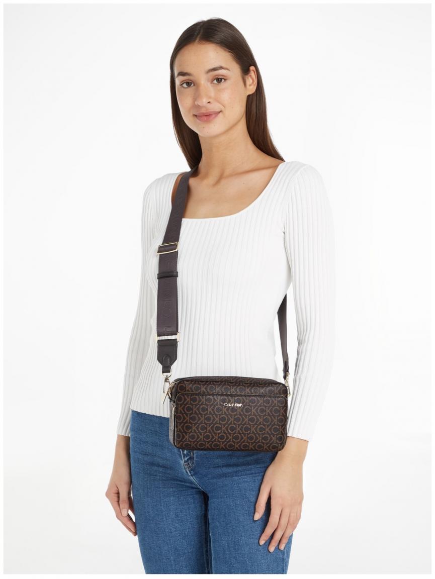 Calvin Klein Umhängetasche CK Must Brown Mono Logoprint dunkelbraun