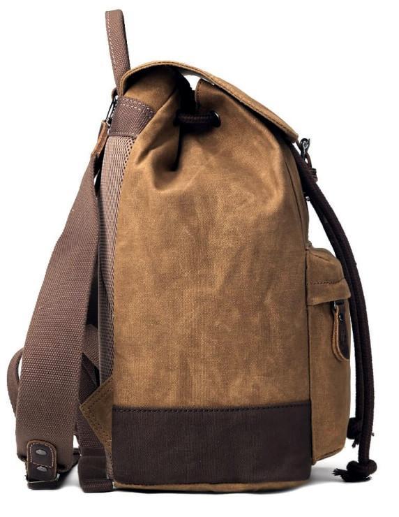 Canvas-Rucksack troop Classic Dunkelbraun Anhänger