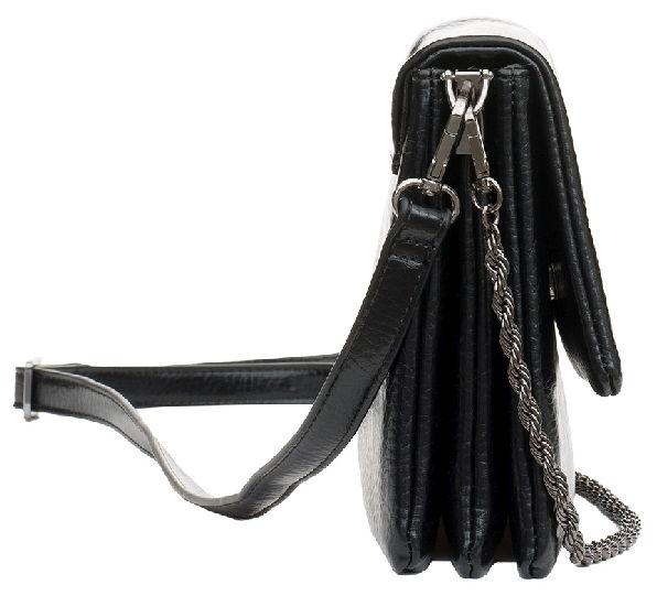 Crossovertasche L.Credi vegan Kettenriemen schwarz Überschlag