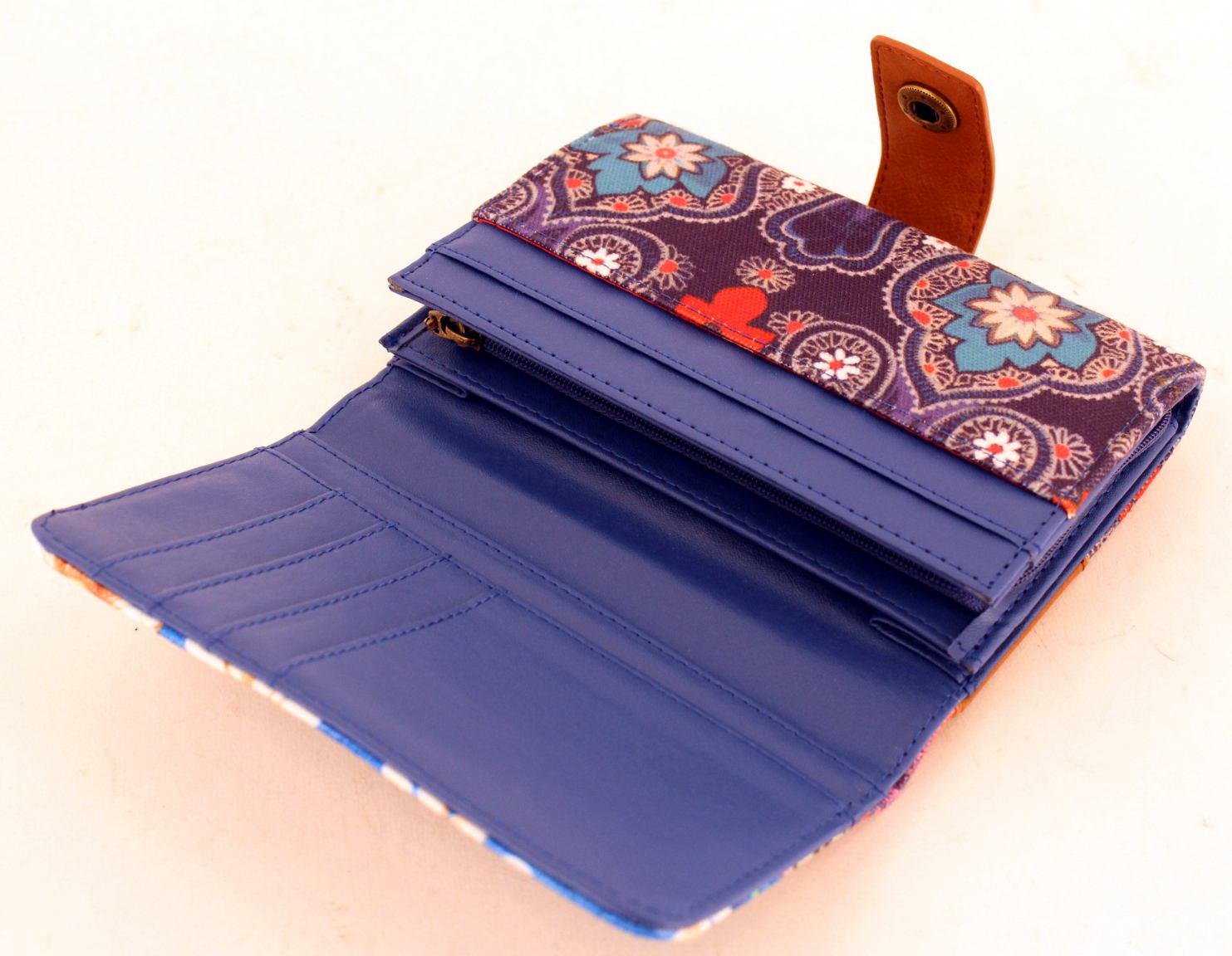 Desigual Geldbörse Lengüeta Happy Bazar