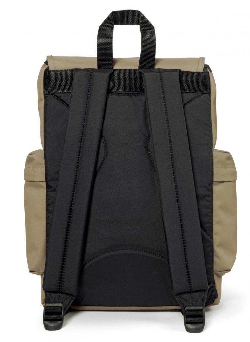 Eastpak Austin Überschlag-Rucksack Sandy Feet