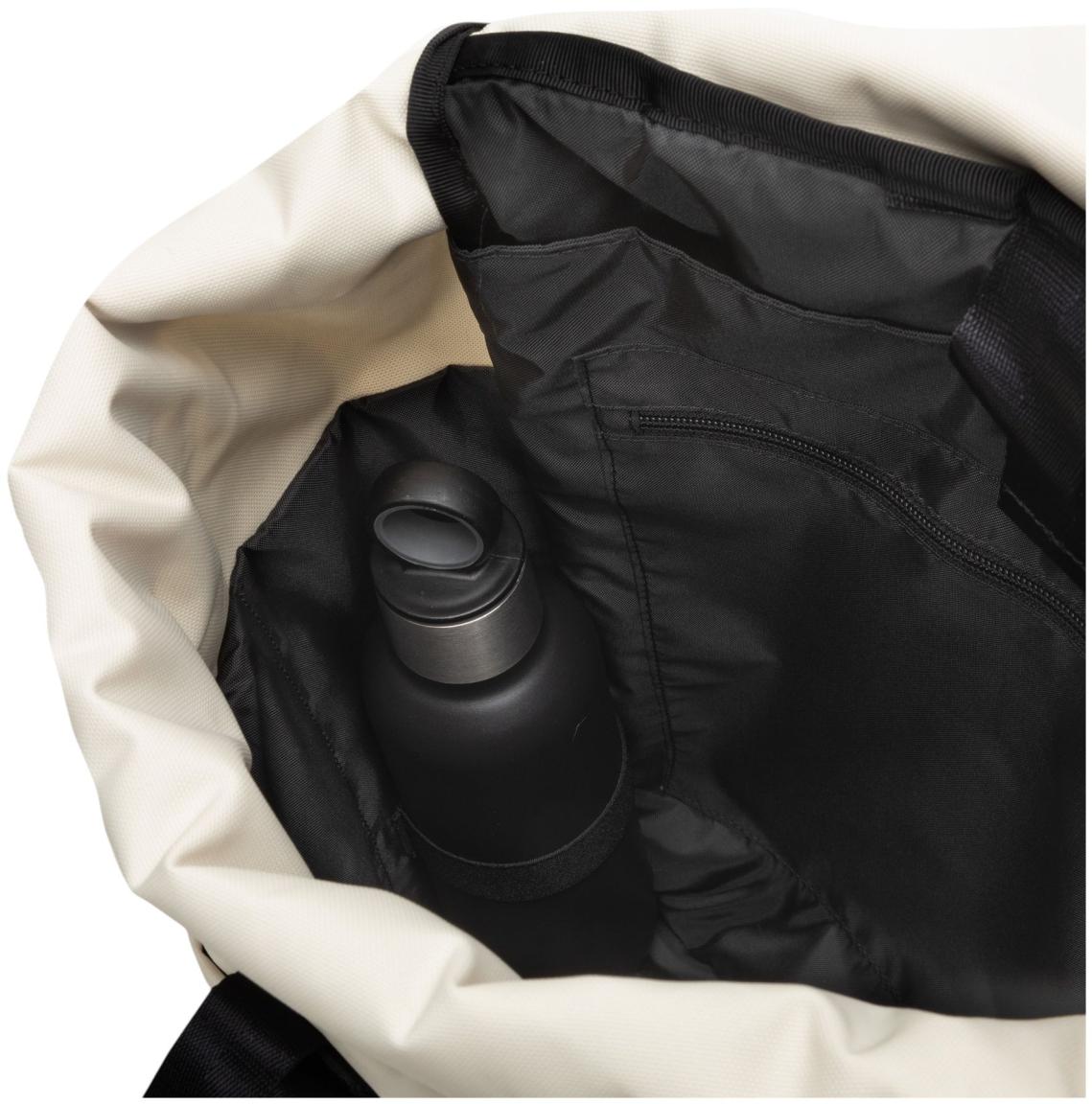 Eastpak Kurierrucksack  Up Roll beschichtet Tarp Cloth warmes Beige