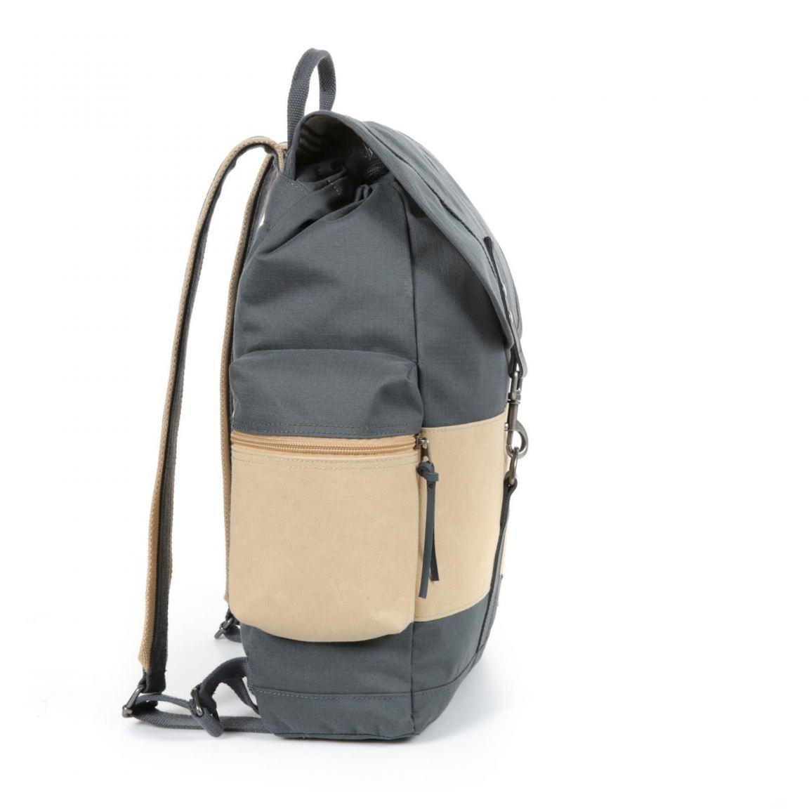 Eastpak Plica Rucksack out black