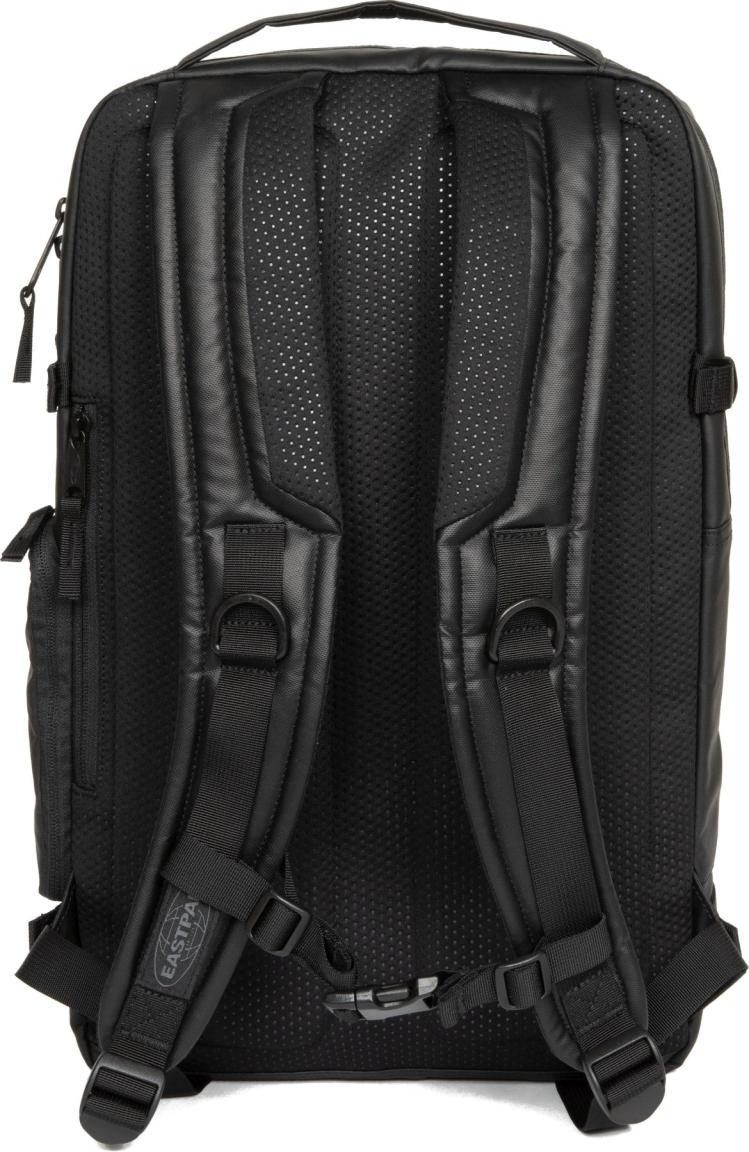 Eastpak Tecum L Black wasserabweisend Alltagsbackpack mit Glanzbeschichtung