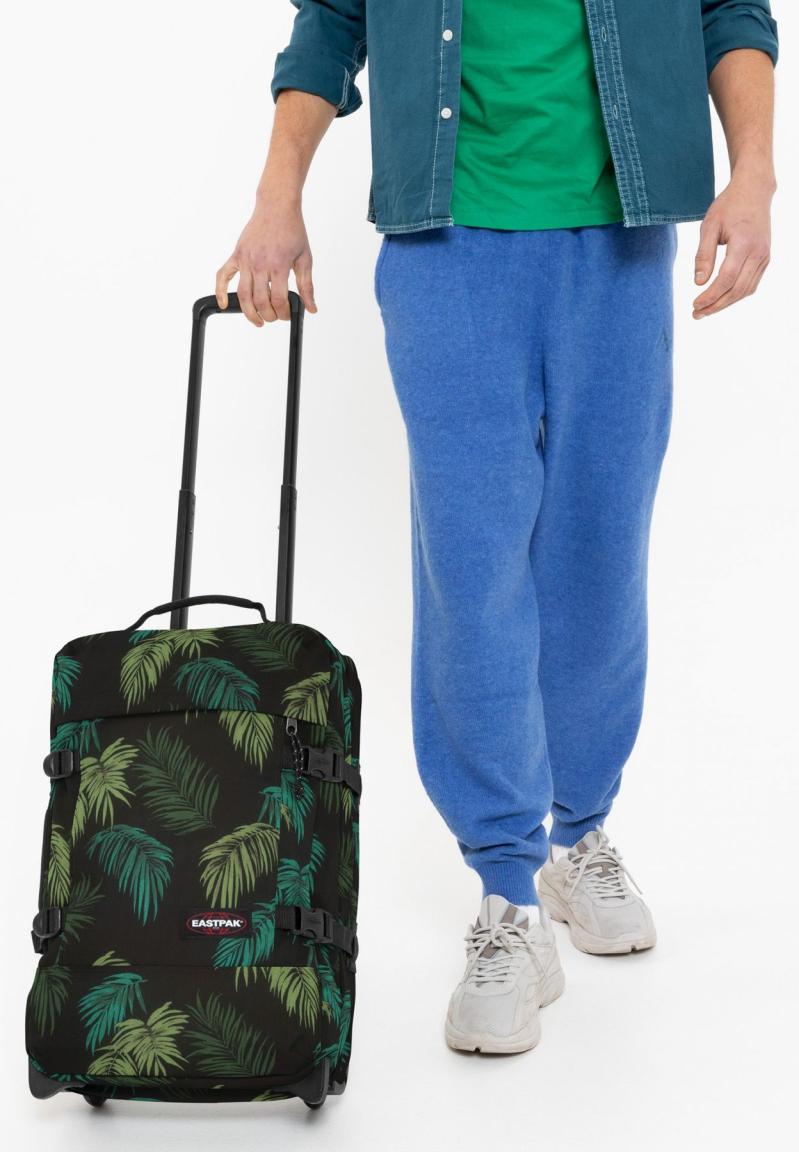 Eastpak Transverz S Brize Palm Core schwarz Kabinentrolley Palmenblatt