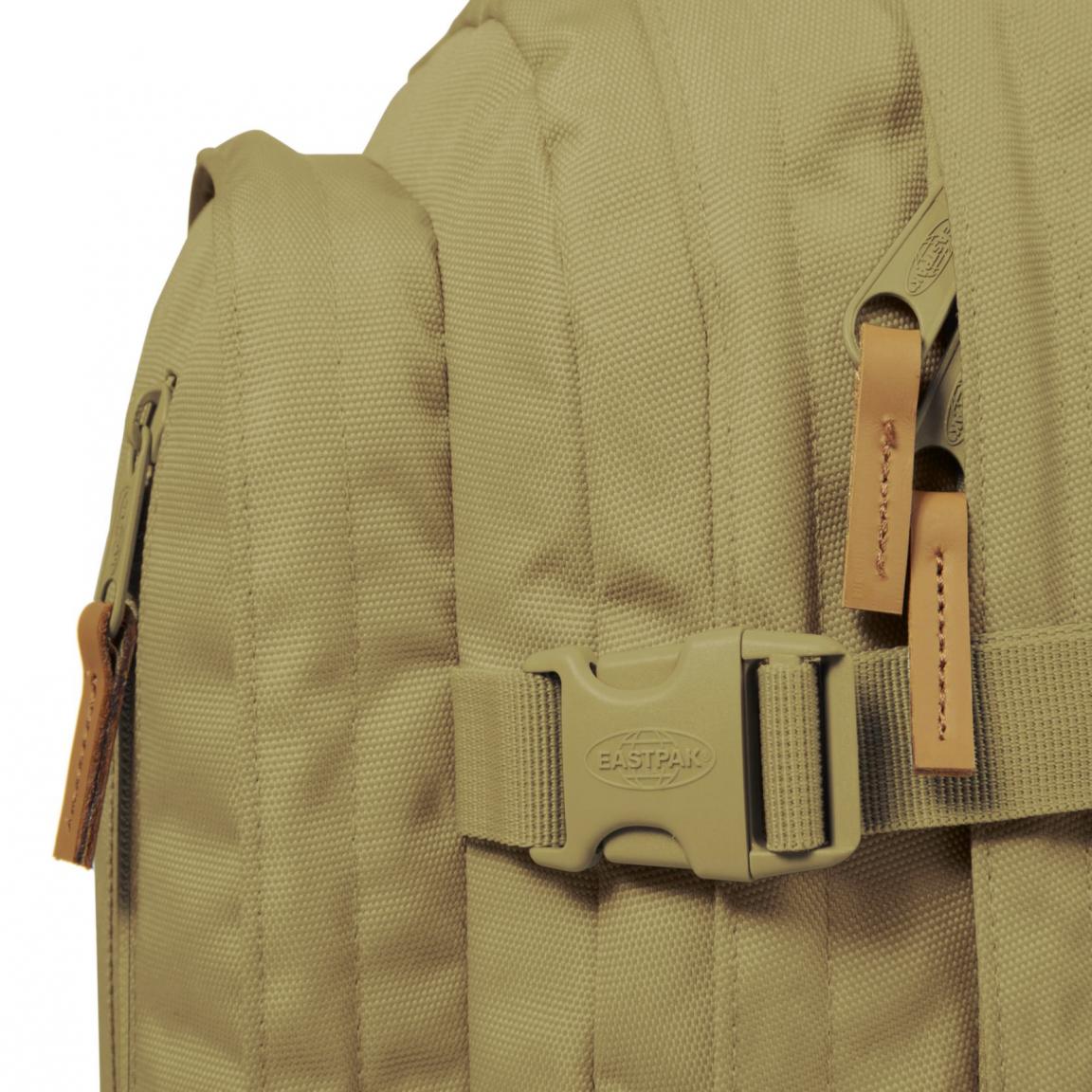Eastpak Volker Laptoprucksack Mono Desert