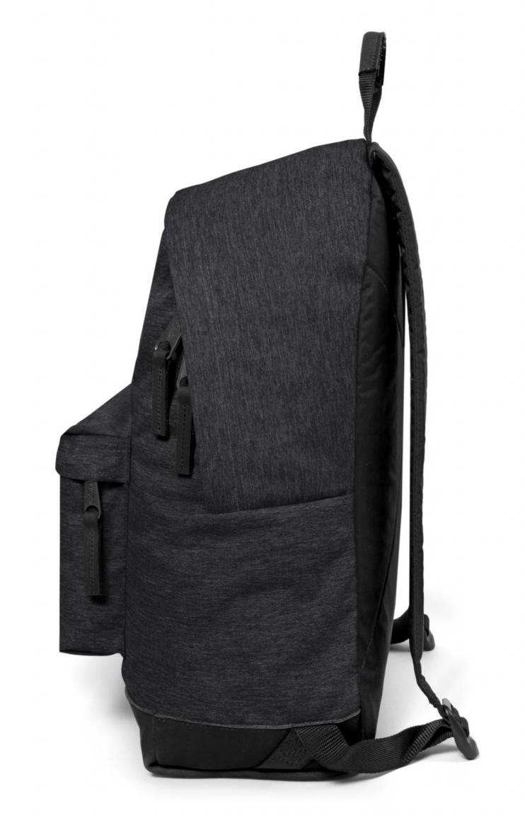 Eastpak Wyoming Rucksack schwarz Lederboden