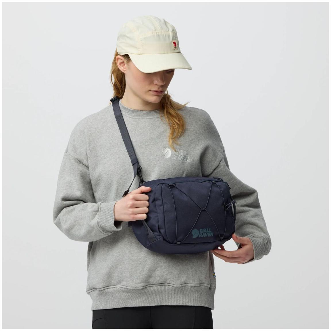 Ein Schulter Rucksack Skule Sling 6 FJÄLLRÄVEN Navy