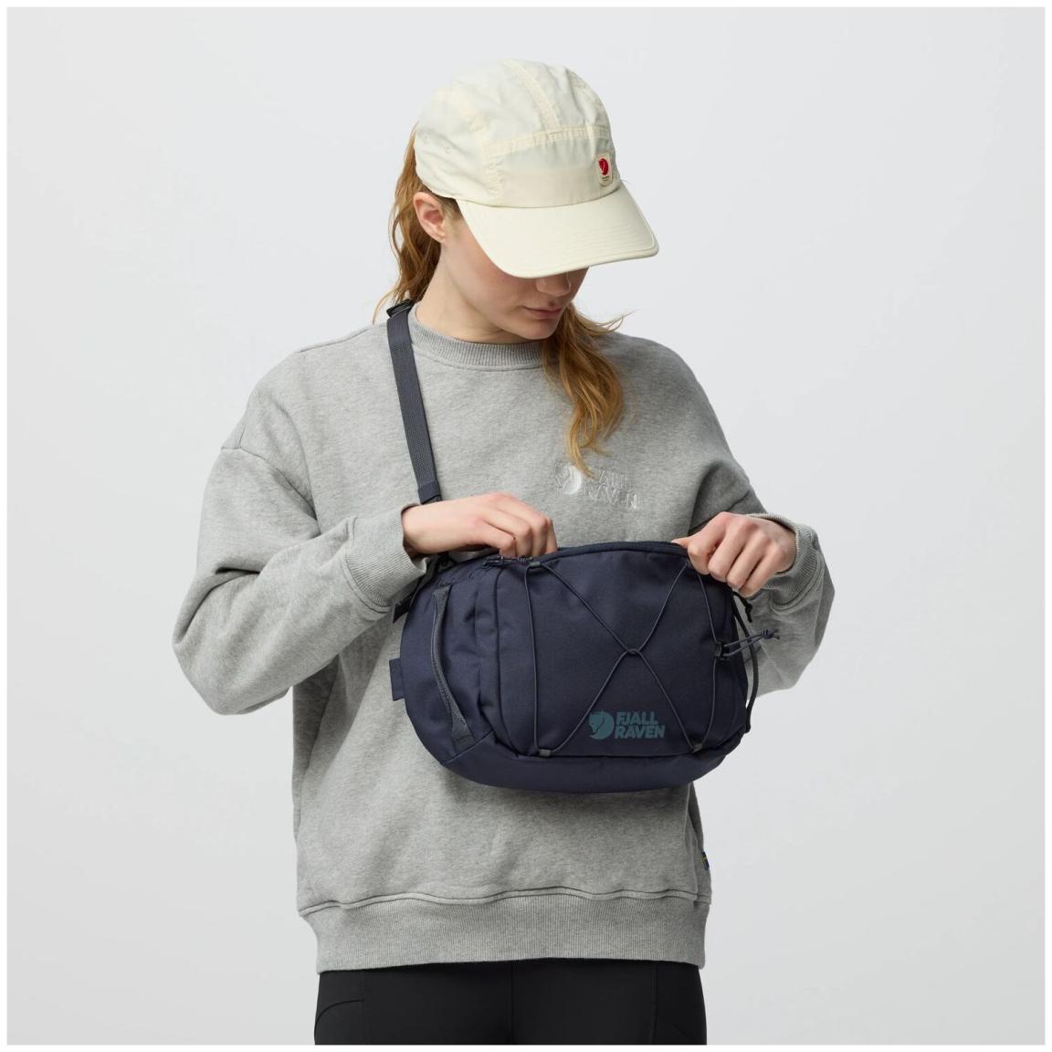 Ein Schulter Rucksack Skule Sling 6 FJÄLLRÄVEN Navy