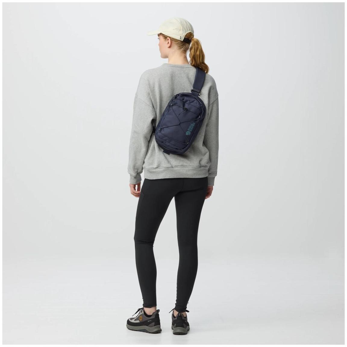 Ein Schulter Rucksack Skule Sling 6 FJÄLLRÄVEN Navy