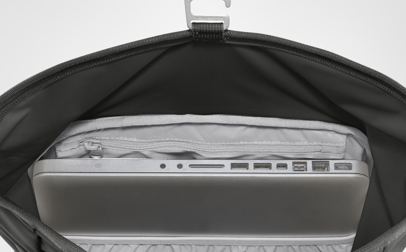 Fjällräven Daypack High Coast Foldsack 24 Black schwarz Laptop