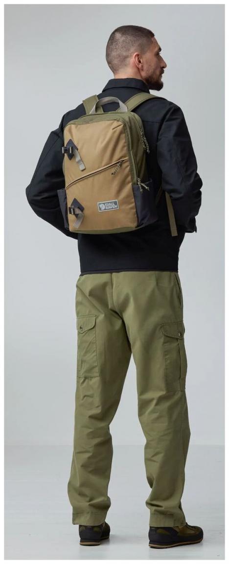 Fjällräven Vardag Backpack 17 Laptoprucksack Coal Black Perlon