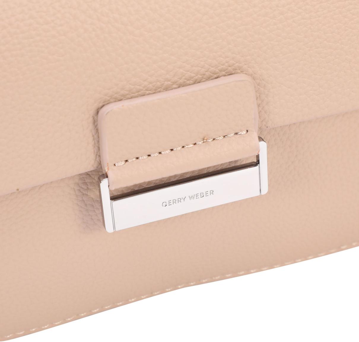 Gerry Weber Überschlagtasche Beige Talk Different II Logoemblem