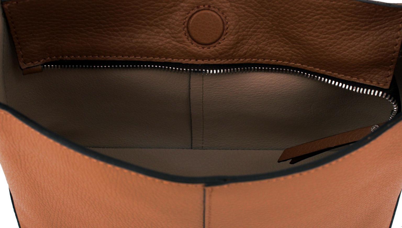 Gianni Chiarini Überschlag Ledertasche Alba Ciouo Marble marmorweiß