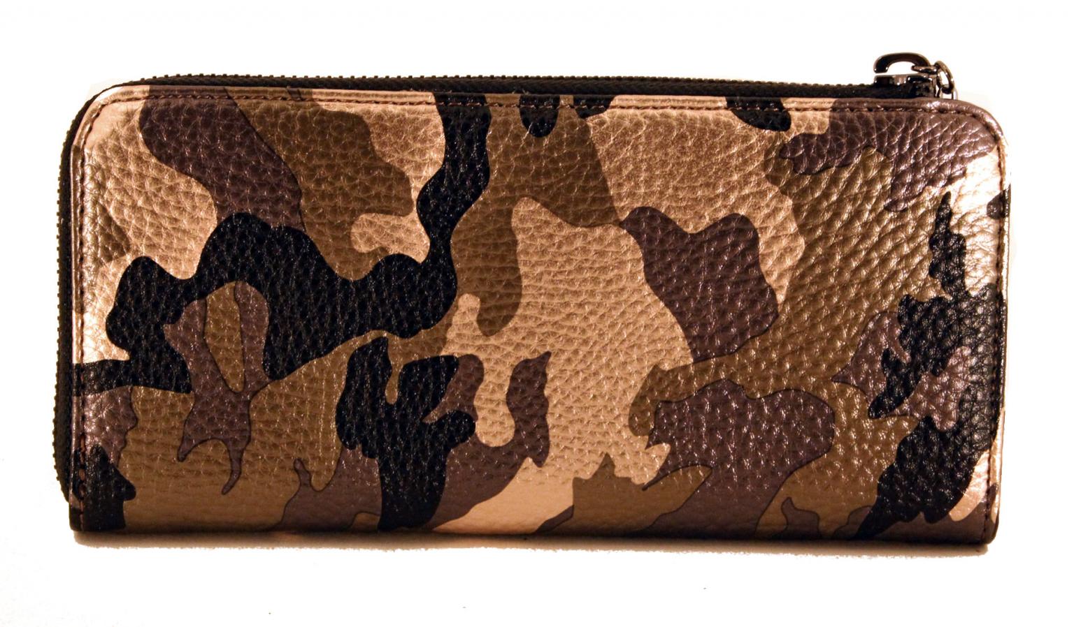 Guess Geldtasche Reißverschluss Bobbi camouflage glänzend