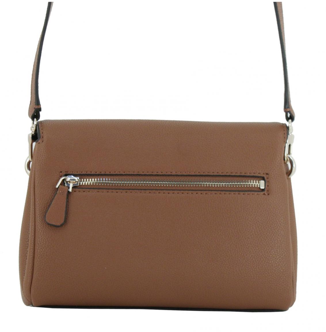 Guess Schultertasche Gregoria Crossbody Flap Cognac braun