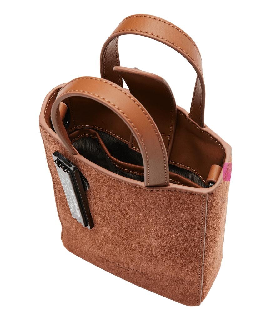 Henkeltasche Tote XS caramel braun Liebeskind Bauchtasche velour