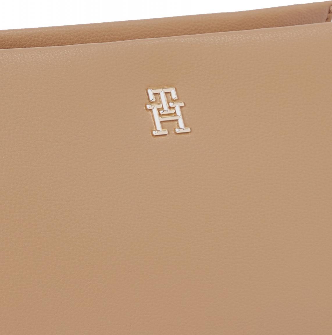 Hilfiger Umhängetasche Legacy Mini Crossover Safari Canvas Hellbraun