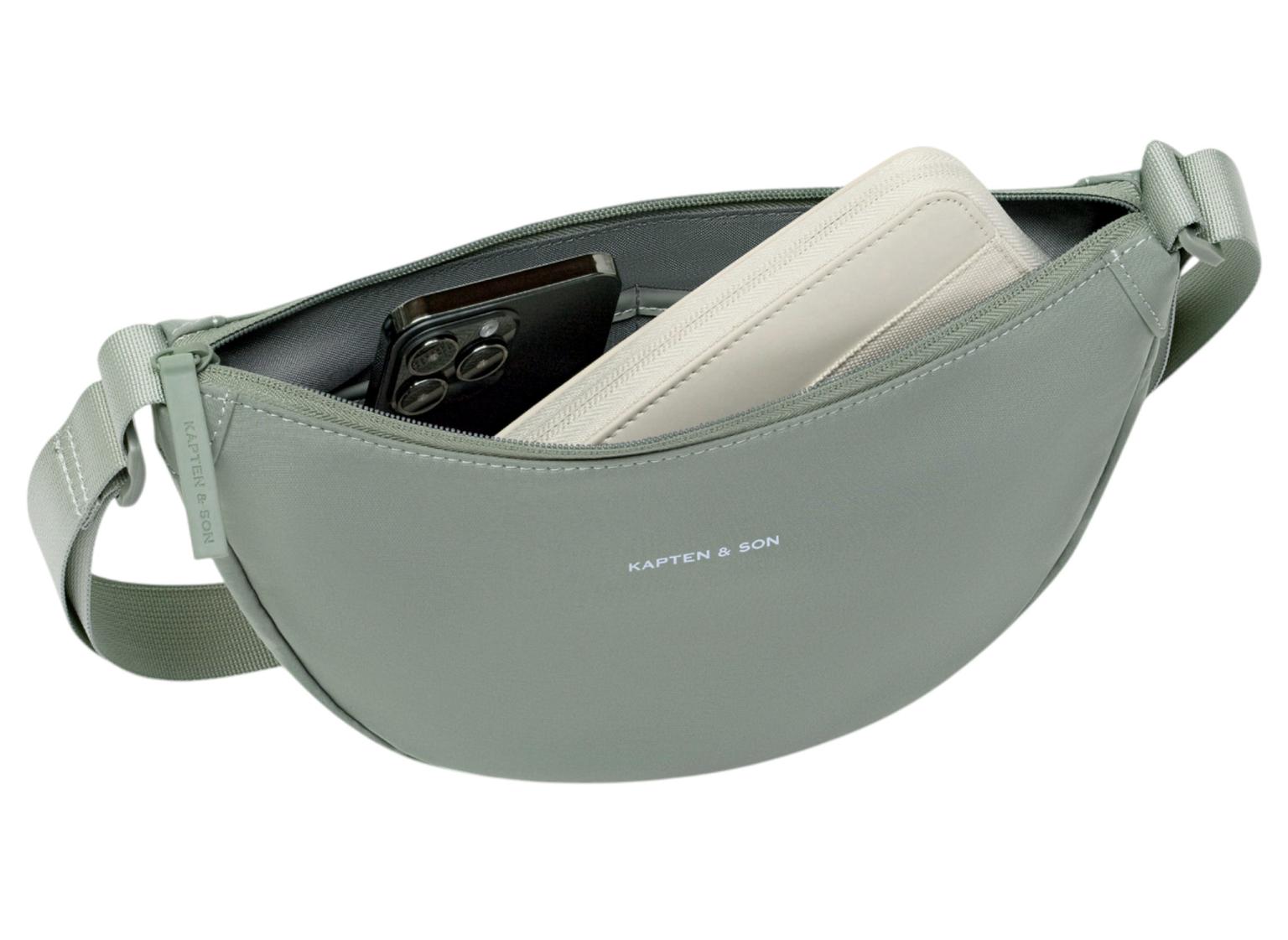 Kapten & Son Essential Moon Bag Crossovertasche Muted Sage - Salbeigrün