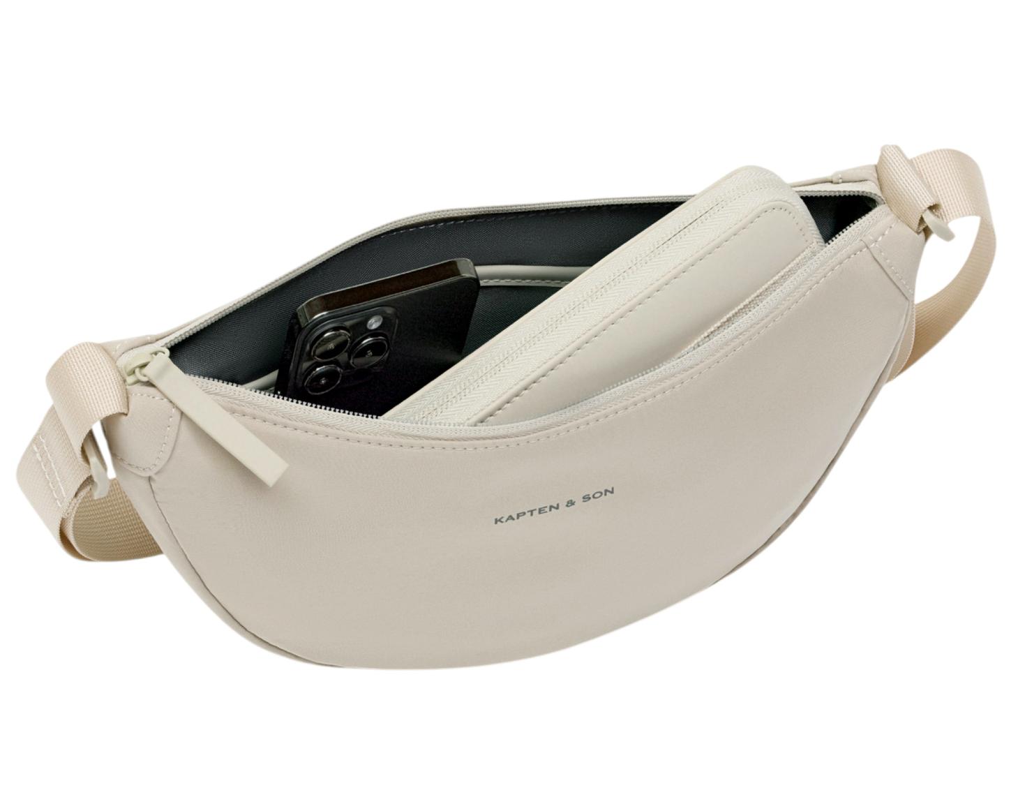 Kapten & Son Essential Moon Bag Crossovertasche Sandstone - Beige