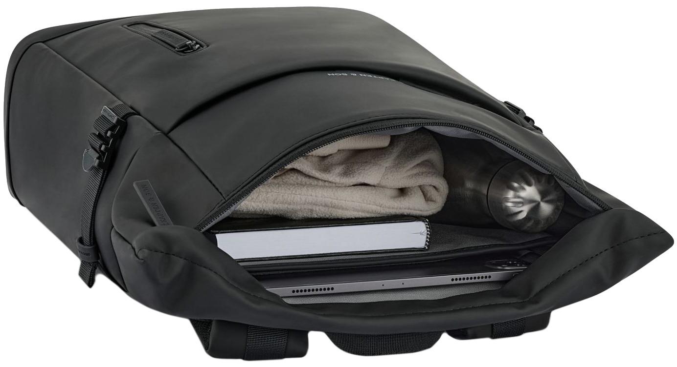 Kapten & Son Reiserucksack Black Helsinki wasserabweisend unisex