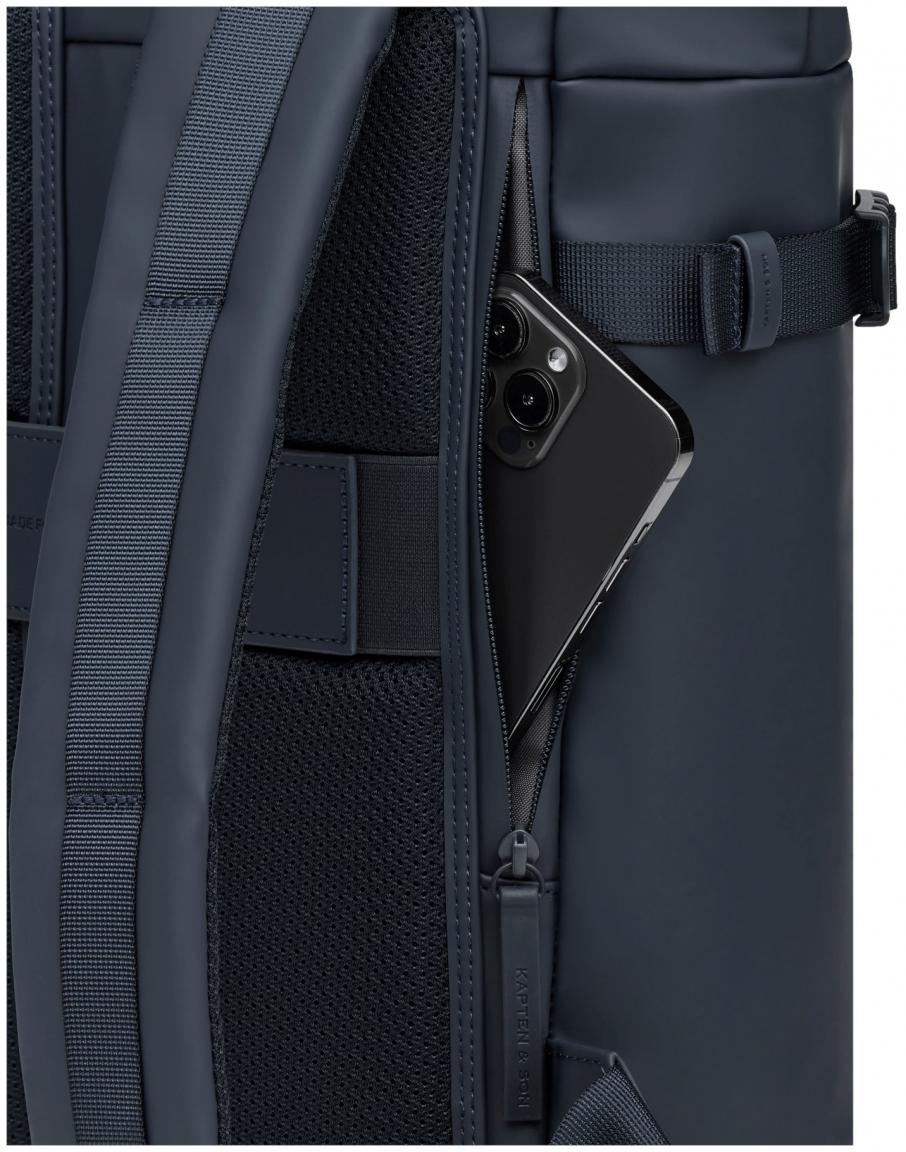 Kapten and Son Navy Blue Kurierrucksack Helsinki Vegan 