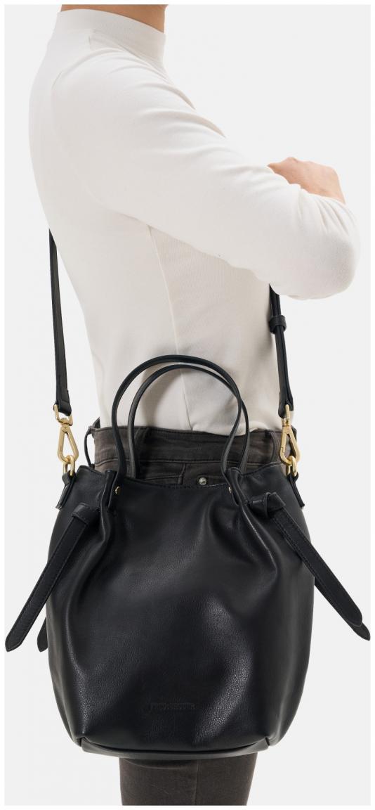 Kurzgrifftasche schwarz Leder FREDsBRUDER Just Easy Little Basket schwarz