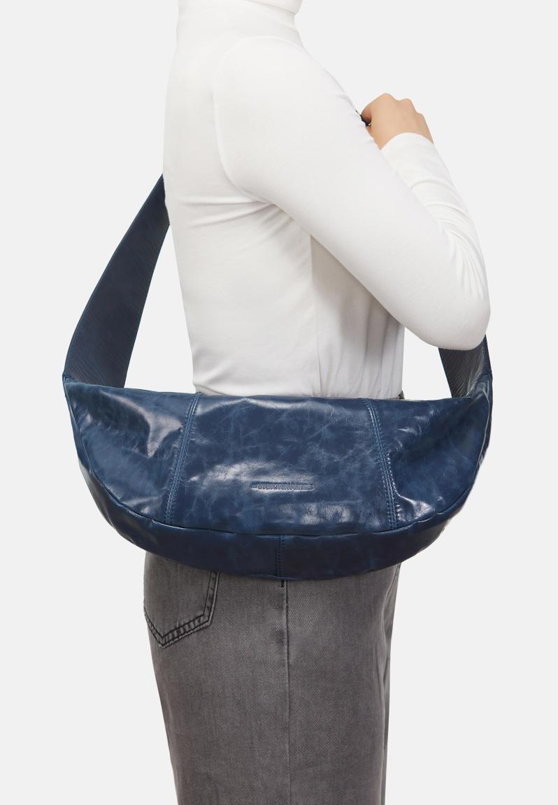 Les Visionnaires Ledertasche Zoe Crinkle Carbon dunkelgrau