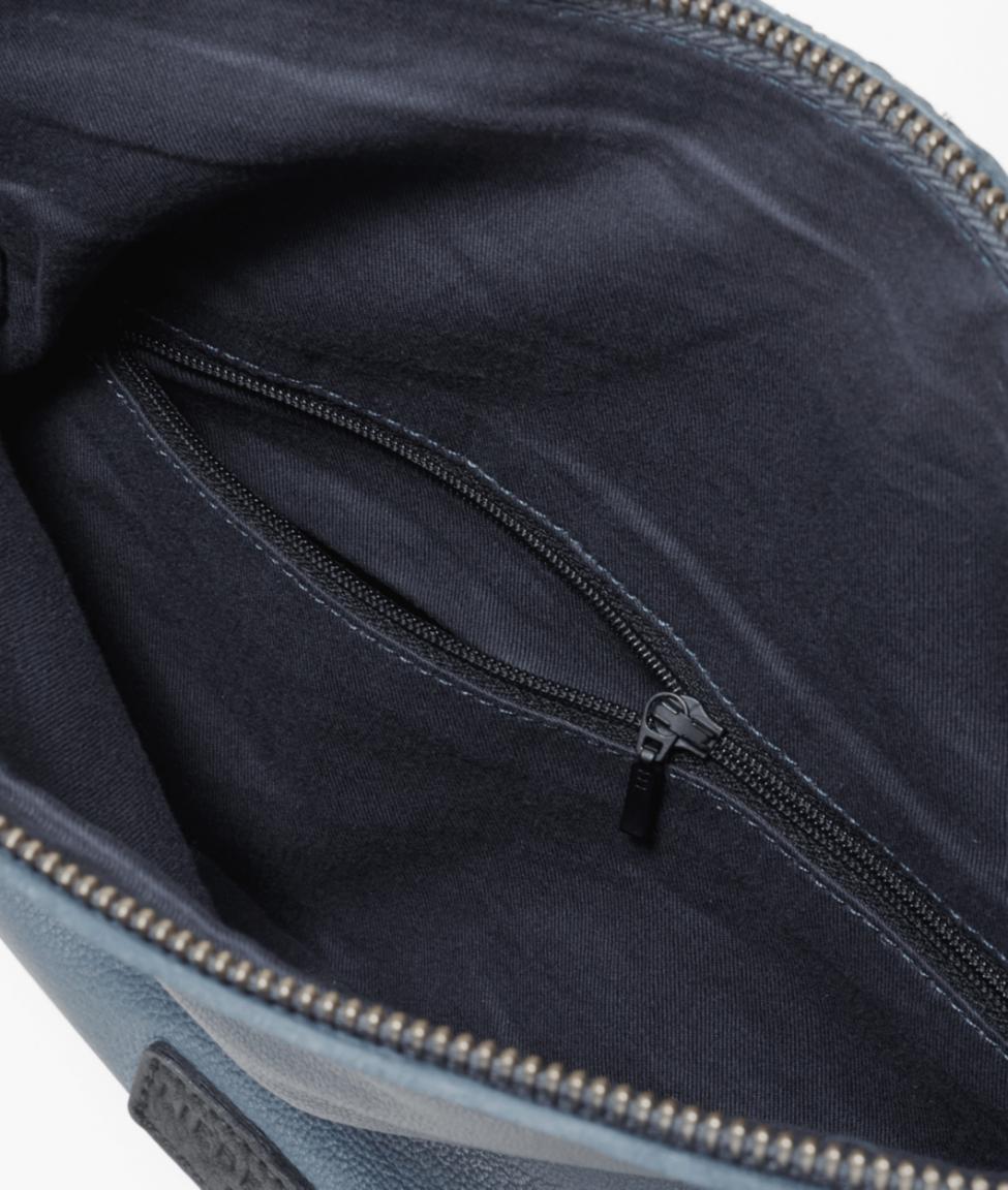 Liebeskind Umhängetasche Anacortes Schlangenprägung Blau