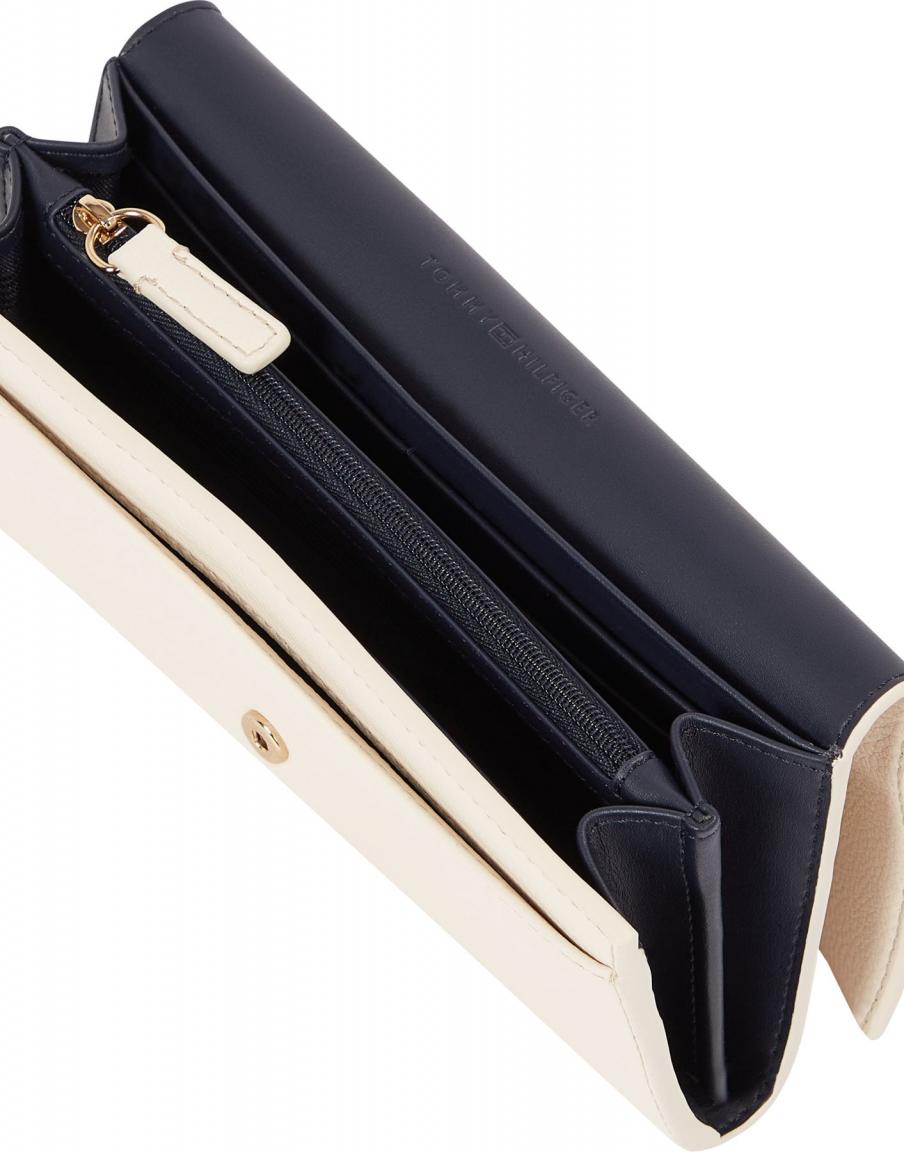 Longbörse mit Überschlag Tommy Hilfiger Legacy Flap LRG Sugarcane Beige