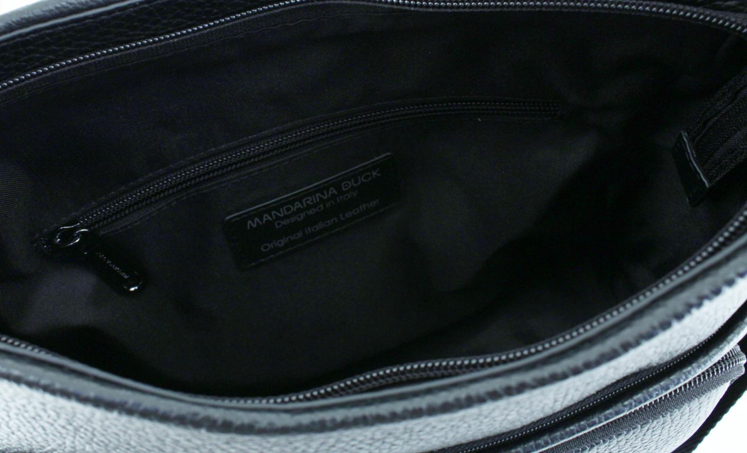 Mandarina Duck Mellow Leather Crossover Umhängetasche schwarz