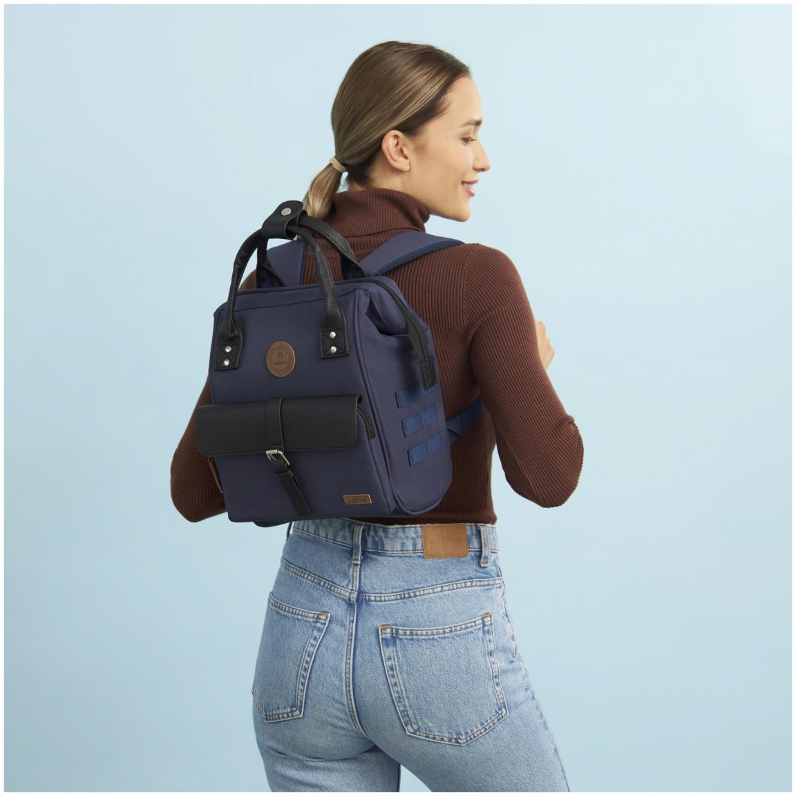 Minirucksack Cabaia Adventurer Small Dusseldorf dunkelblau Wechselpouch