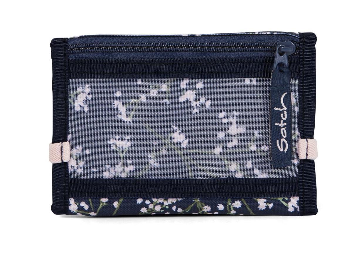 Satch Wallet Bloomy Breeze dunkelblau Blumenmuster rosa Geldtasche