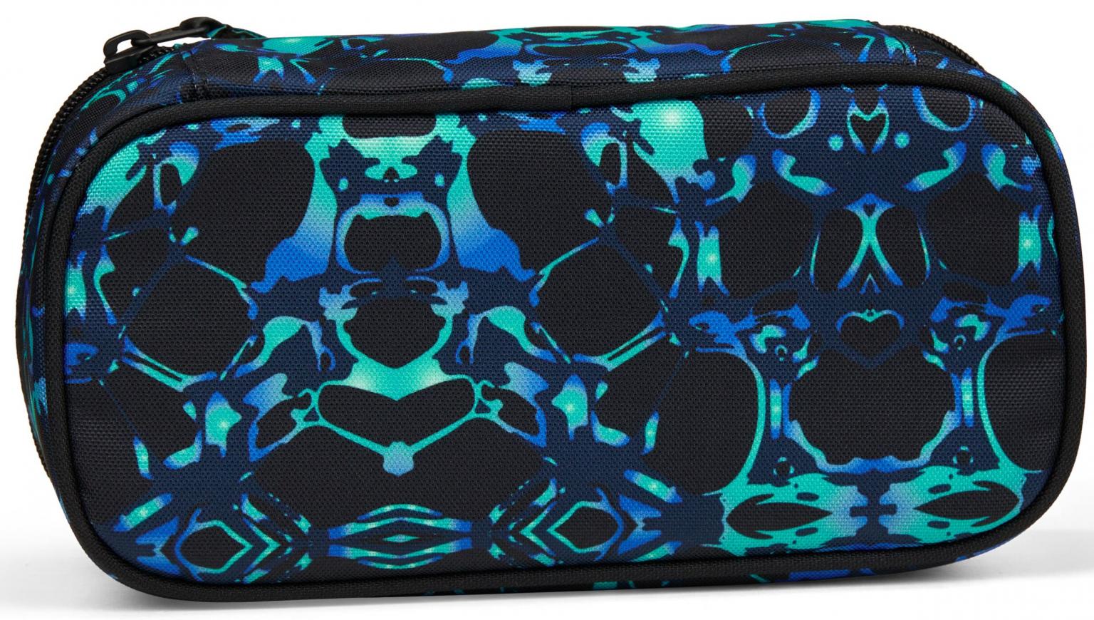 Satch schwarze Federmappe Caleido Blue recycelt Geodreieck