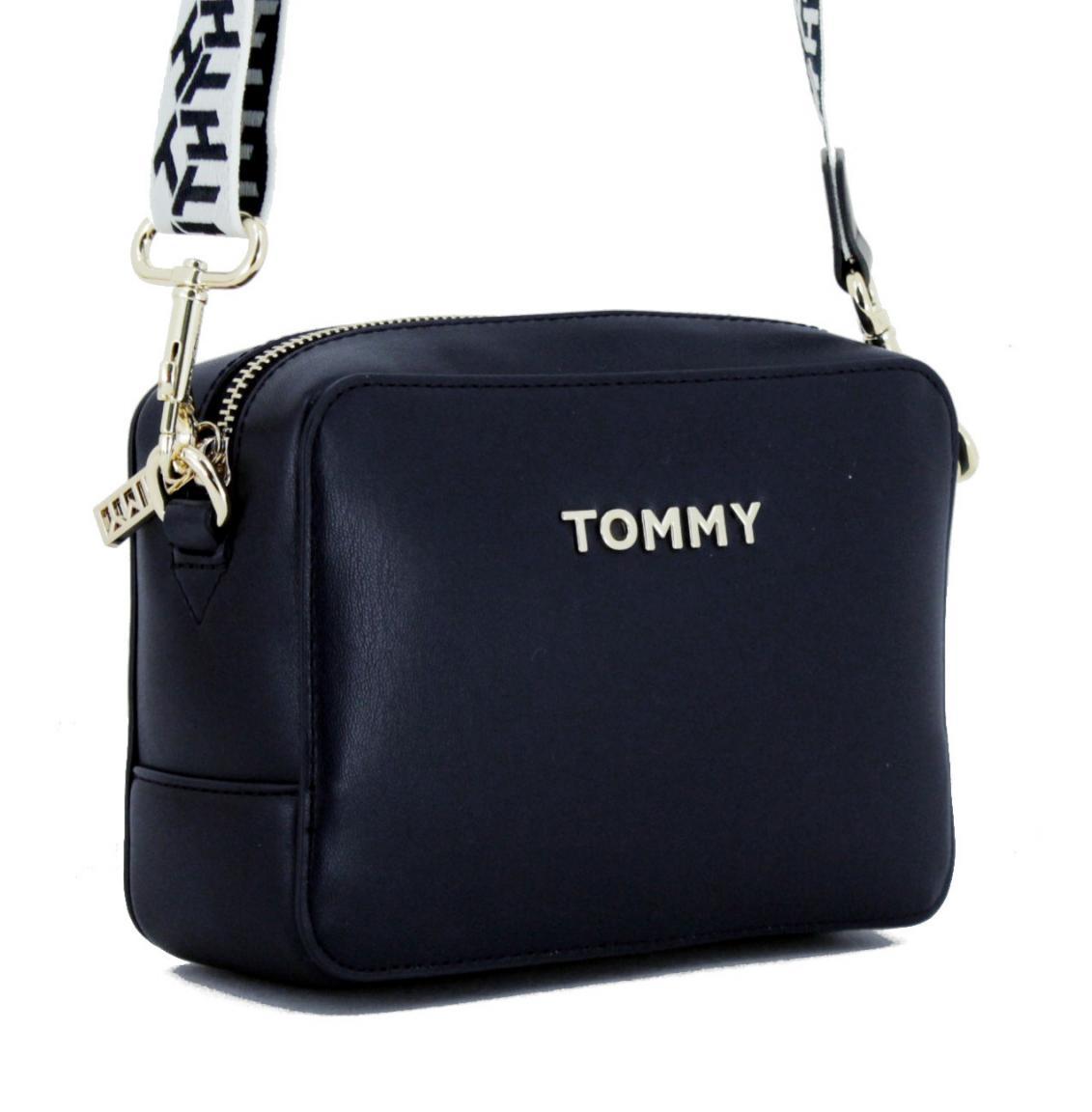 camera bag tommy hilfiger