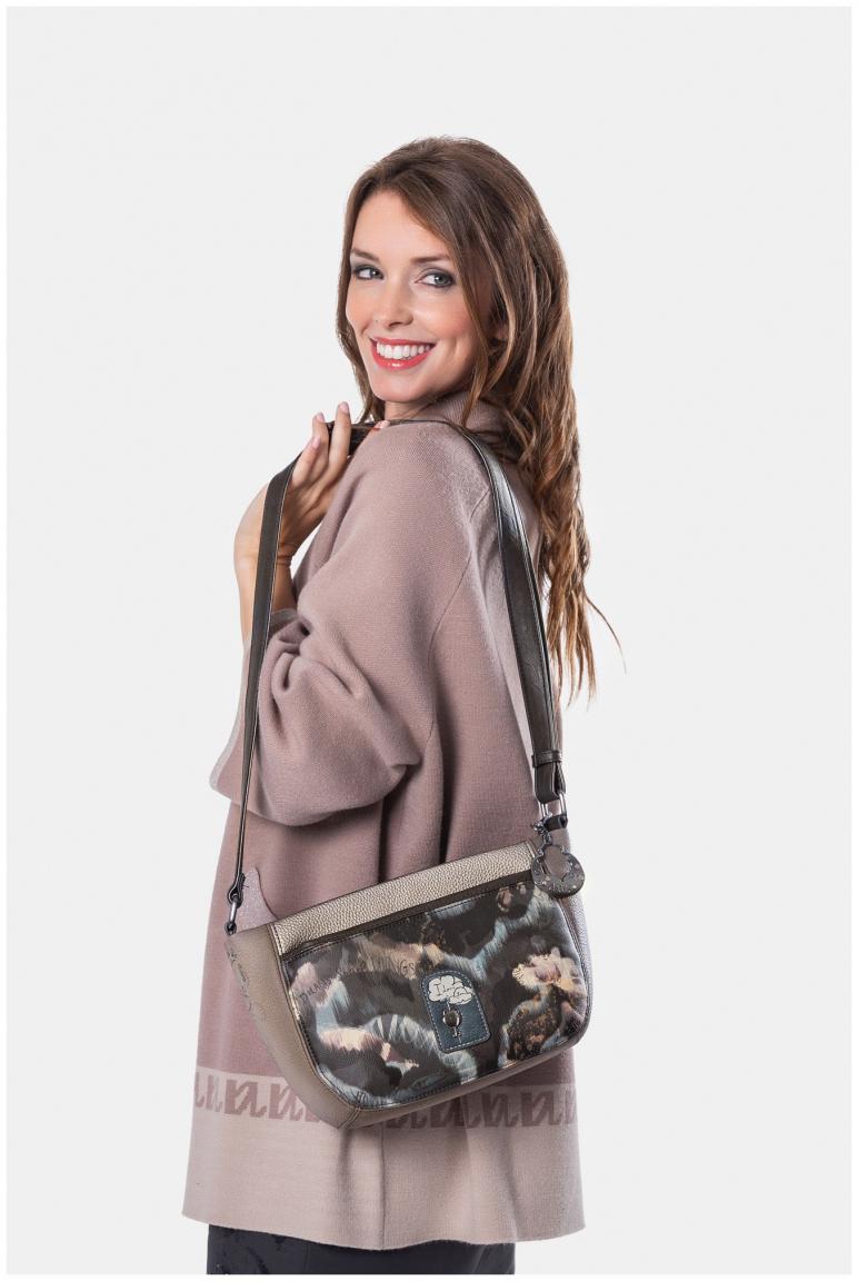 Schultertasche Anekke Real Braunton mit Metalliceffekt